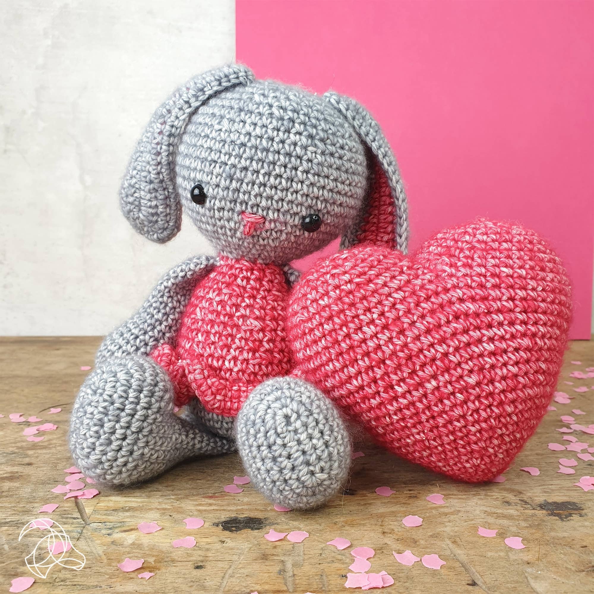 diy-crochet-kit-pippa-bunny