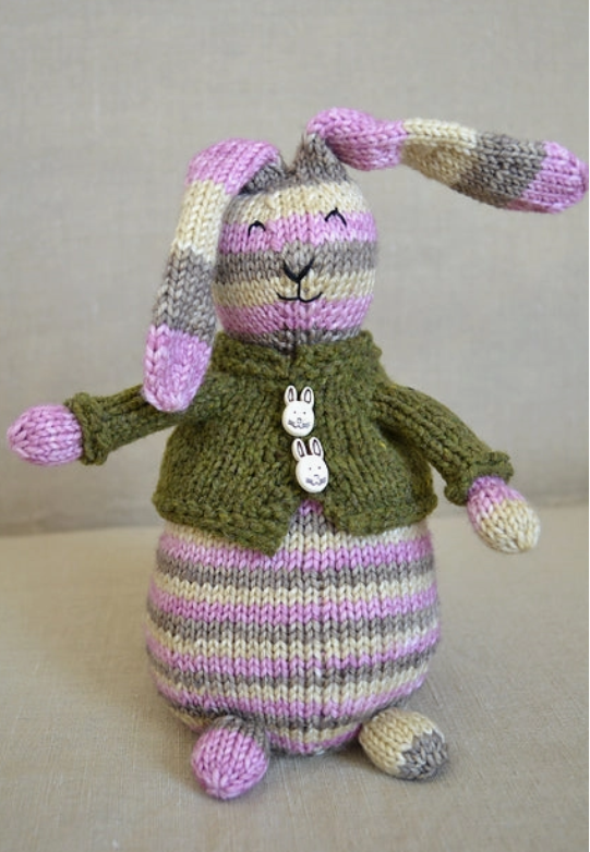 Bunny Love Knitting Pattern – Bring Handknit Charm to Easter / Spring