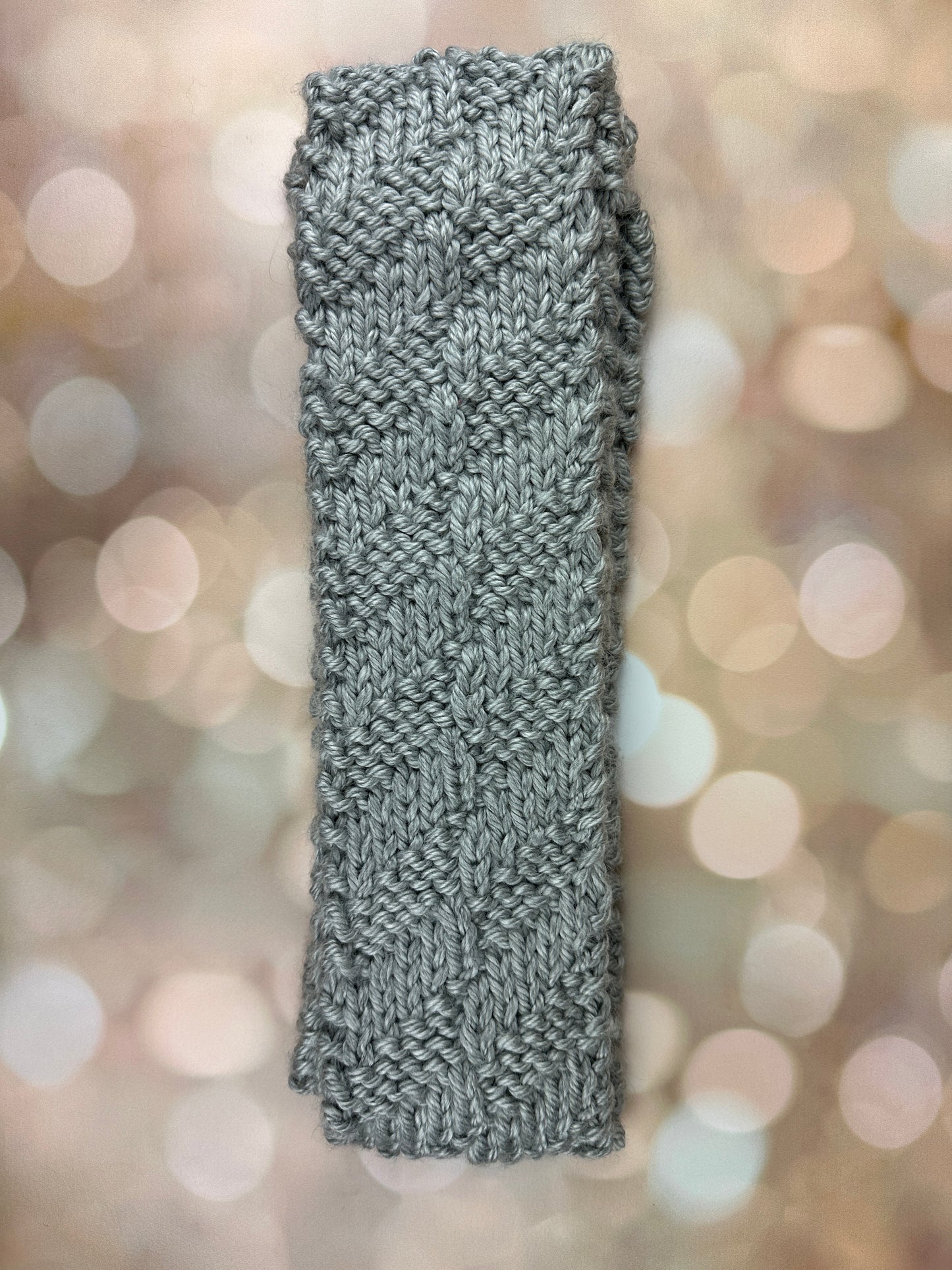Cozy Knits Scarf Bundle - Perfect for Beginners: 3 Easy Patterns + Gift Tracker for Quick Projects!