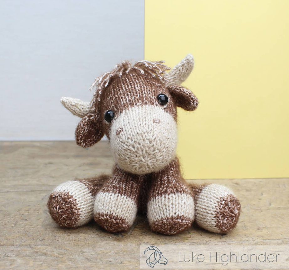 Luke Highlander - Knitting Kit by Hardicraft