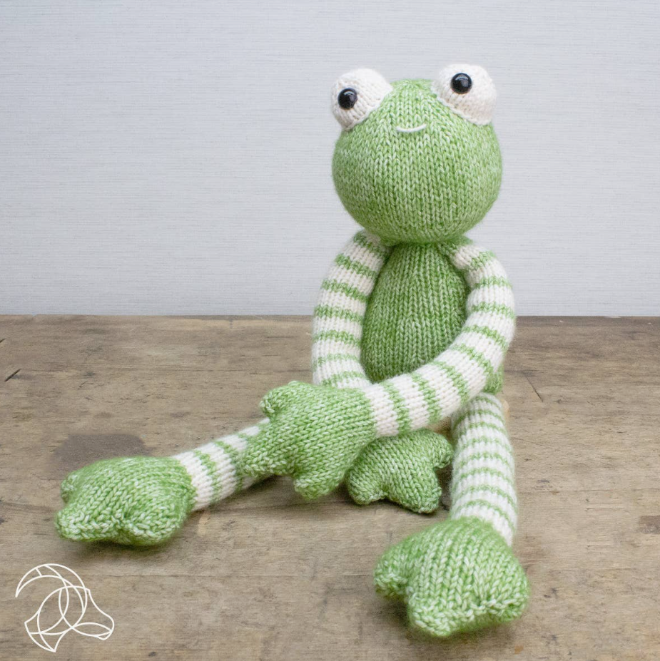 Tinus Frog - Knitting Kit by Hardicraft