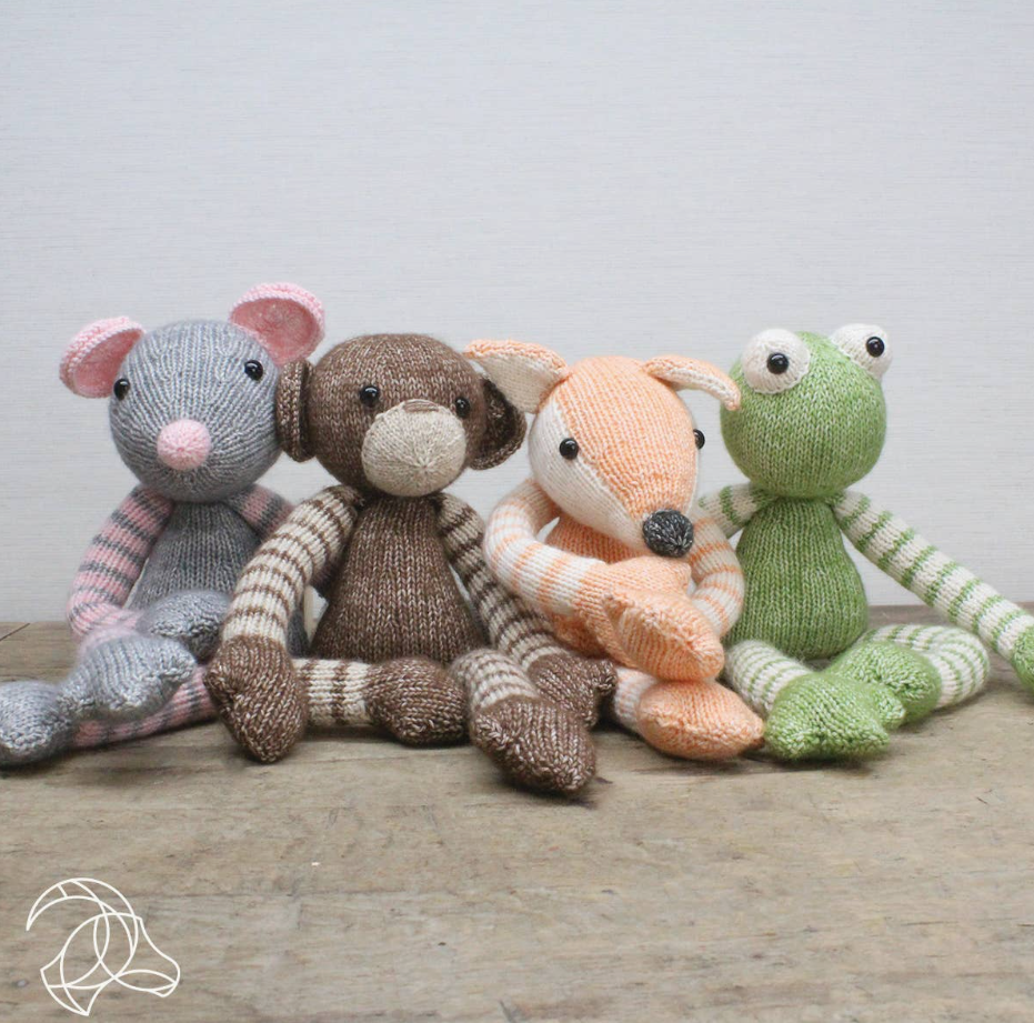 Tinus Frog - Knitting Kit by Hardicraft