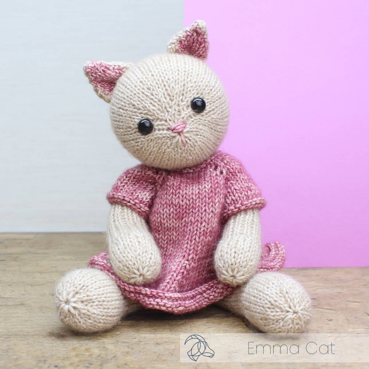 Emma Cat - Knitting Kit by Hardicraft